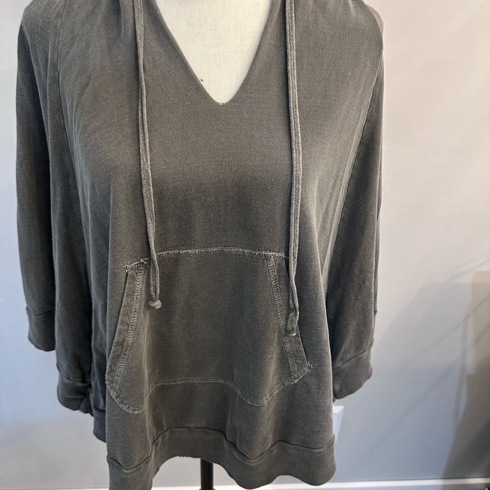 Splendid Charcoal Hooded  cape with front pocket